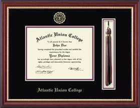 diplomas with aceesories